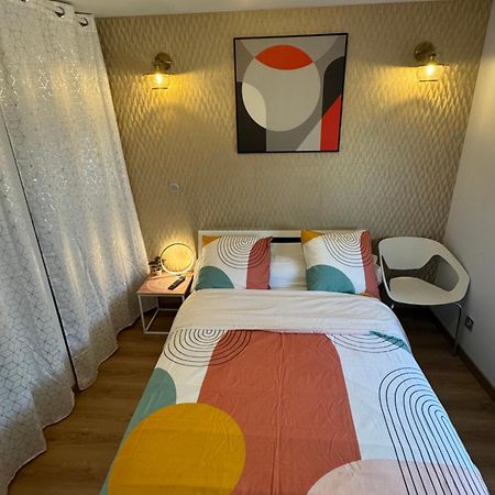 Chambre Privee/Climatisee+Tv /Petit Dejeuner Inclu/Tout Confort Невер Экстерьер фото