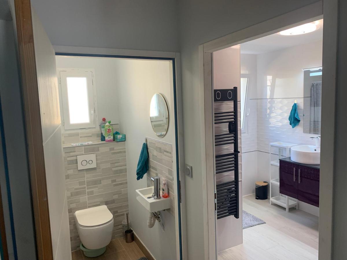 Chambre Privee/Climatisee+Tv /Petit Dejeuner Inclu/Tout Confort Невер Экстерьер фото