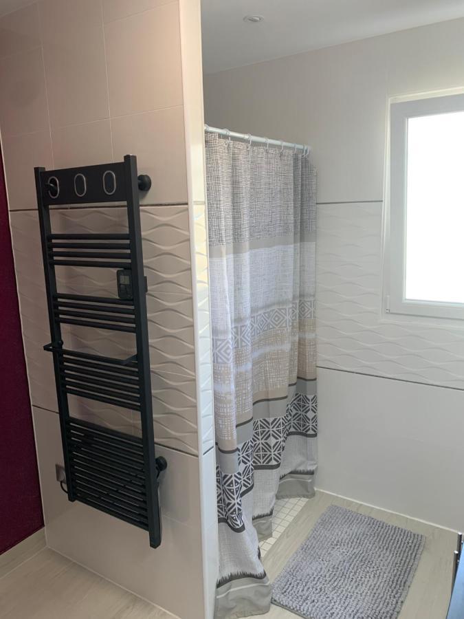 Chambre Privee/Climatisee+Tv /Petit Dejeuner Inclu/Tout Confort Невер Экстерьер фото